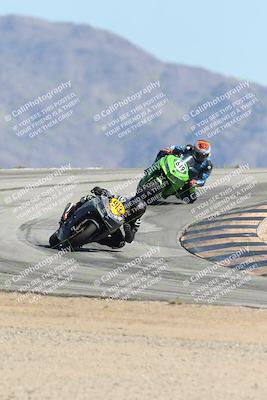 media/Oct-05-2025-CVMA (Sun) [[beeef4f201]]/Race 11-500-400(4)-350 Supersport/